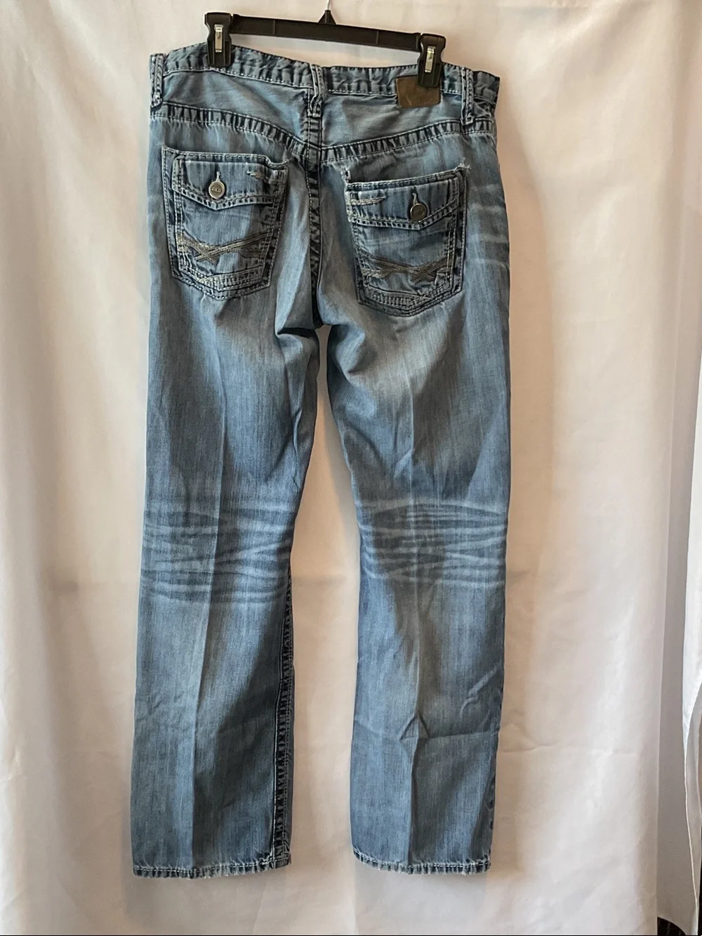 Men's BKE Denim “Derek” Light Blue Straight-Leg Jeans *small hole-back pockets